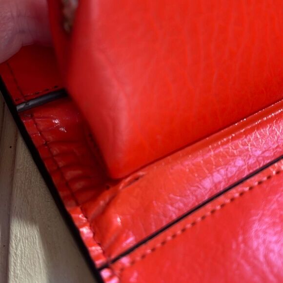 Vintage 1960’s70’s orange faux leather wristlet. - Picture 7 of 16